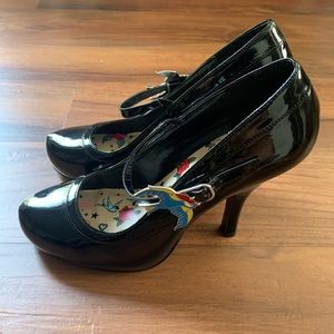 Dolls Kill Patent Leather Pinup Heels-Size 11